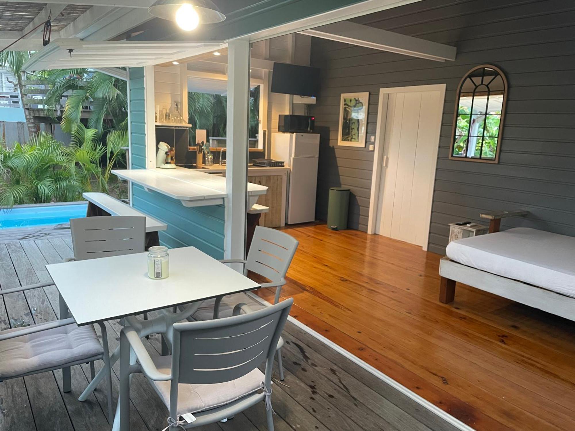 Tres Joli Bungalow Et Sa Petite Piscine Privee Riviere-Salee Extérieur photo